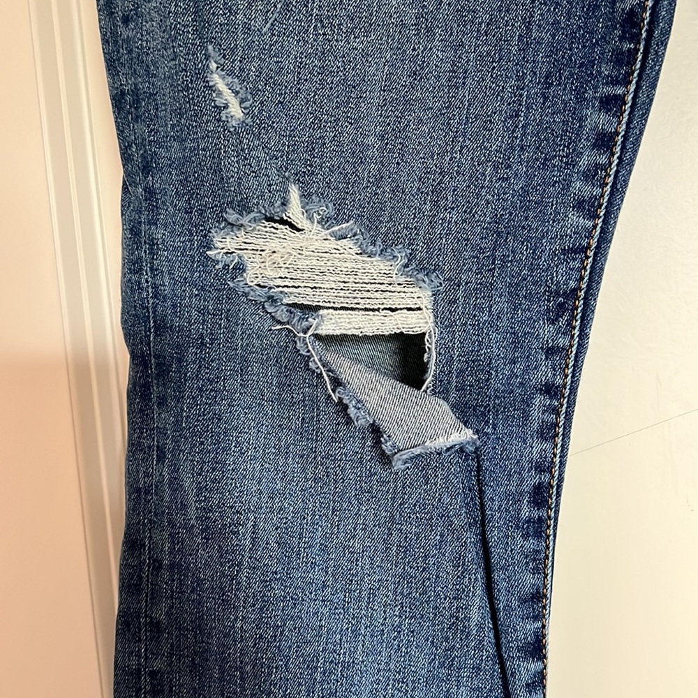 Universal Thread Destroyed Knee Skinny Jeans - image 3